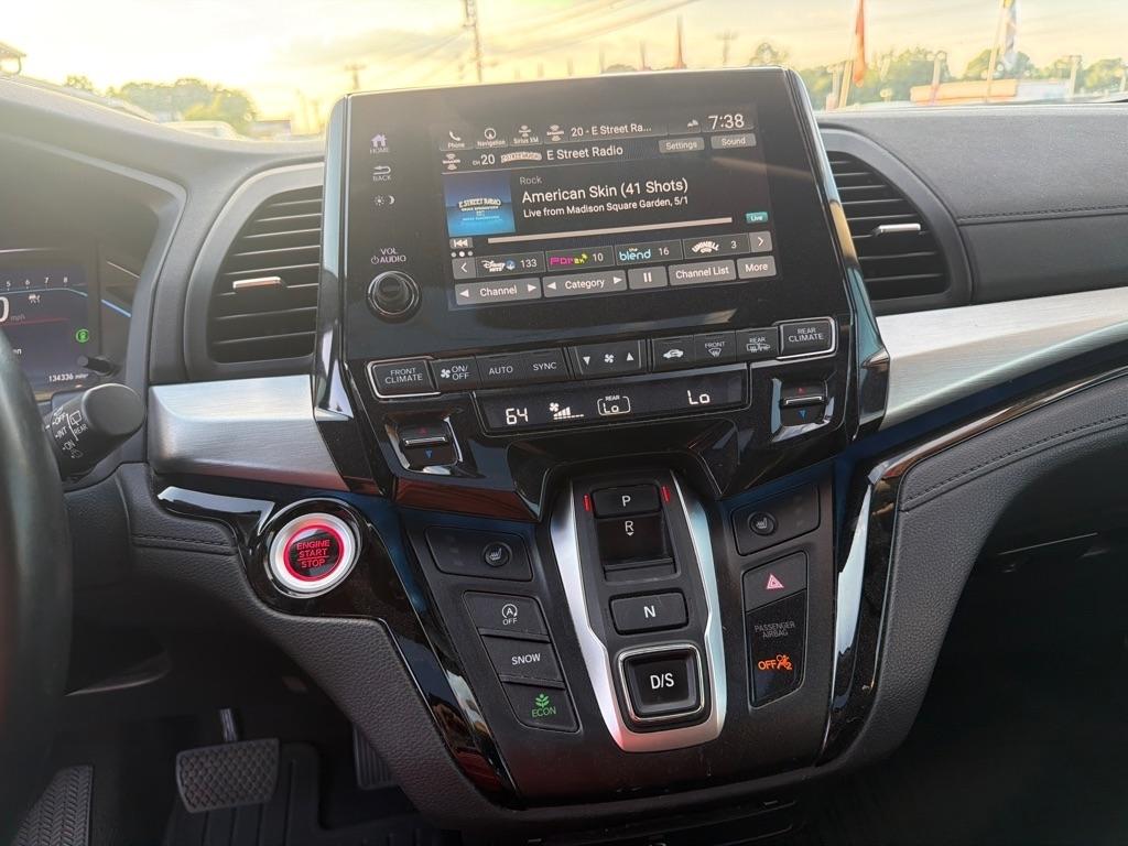 Honda Odyssey Touring Auto 2021