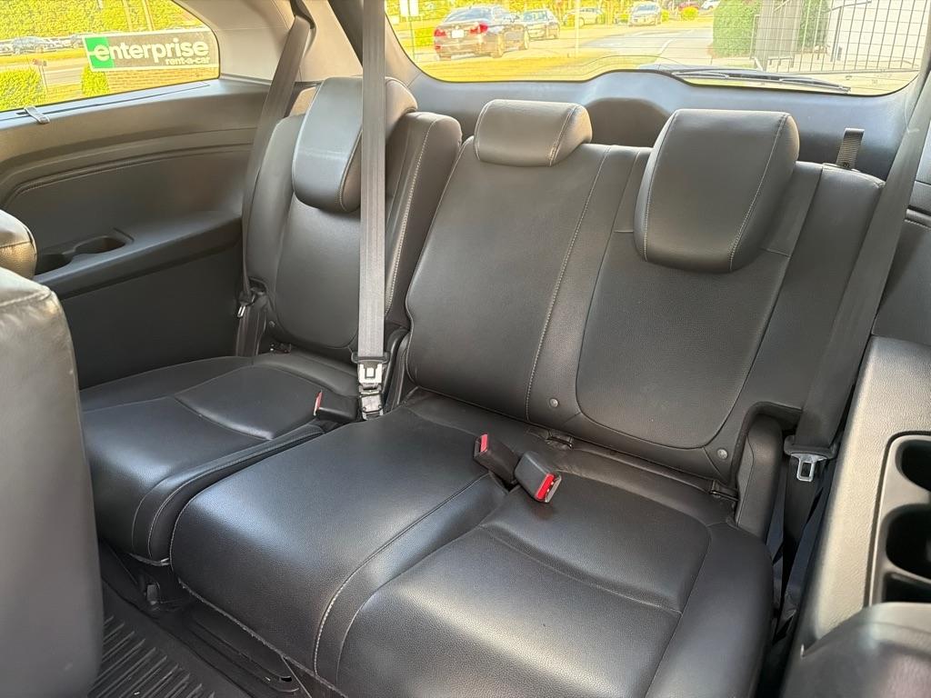 Honda Odyssey Touring Auto 2021