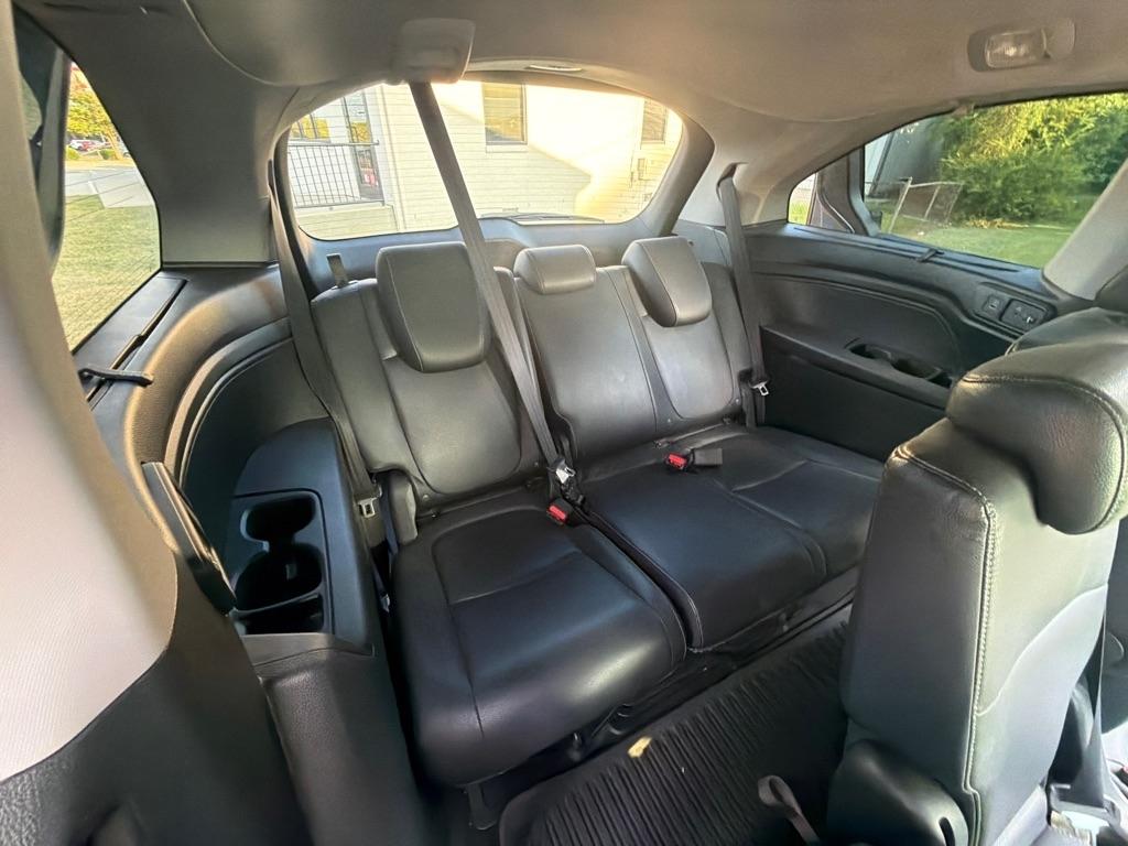 Honda Odyssey Touring Auto 2021