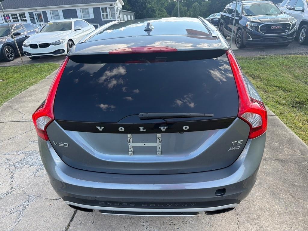 Volvo V60 Cross Country T5 AWD 2017