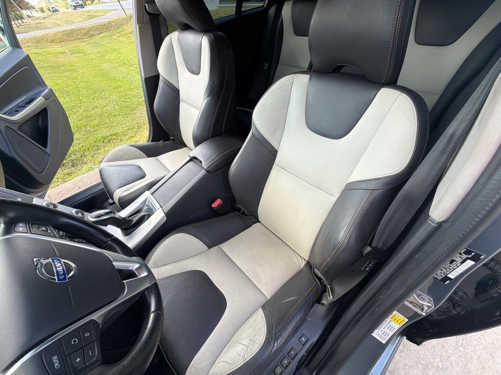Volvo V60 Cross Country T5 AWD 2017
