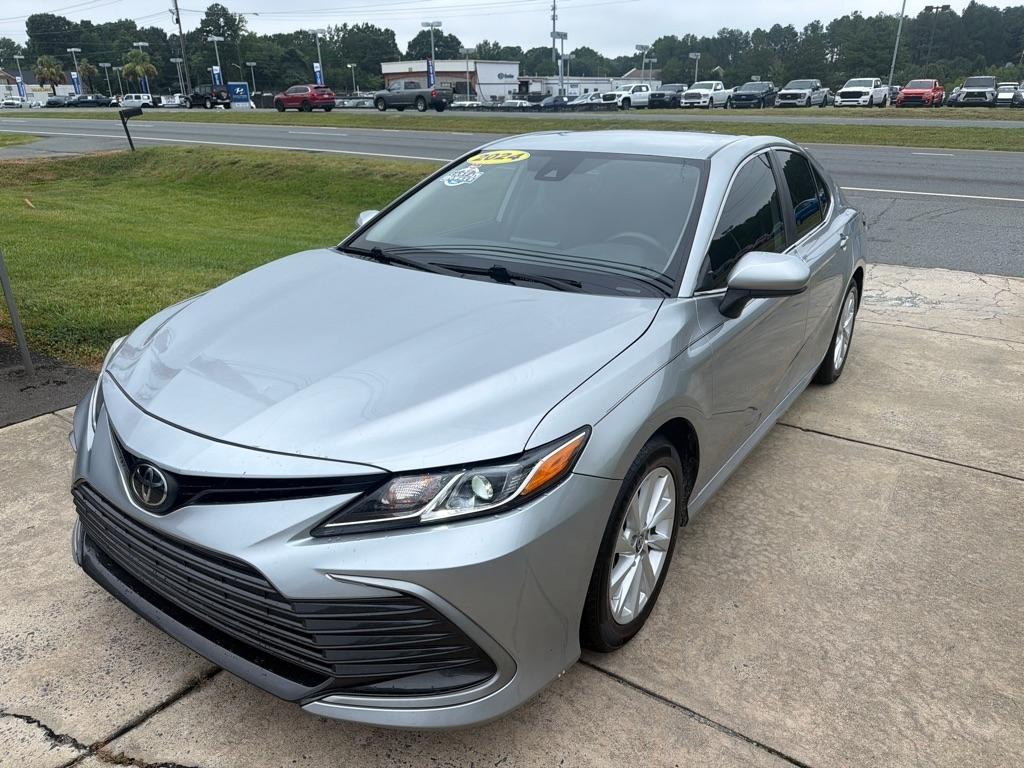 Toyota Camry LE Auto (Natl) 2024