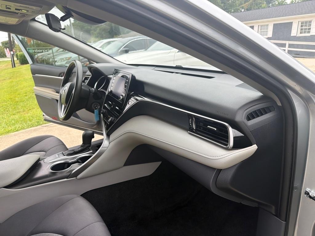 Toyota Camry LE Auto (Natl) 2024