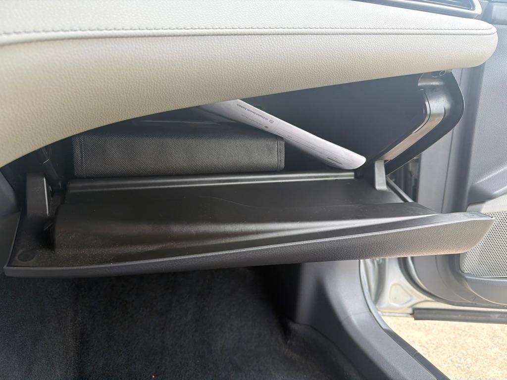 Toyota Camry LE Auto (Natl) 2024