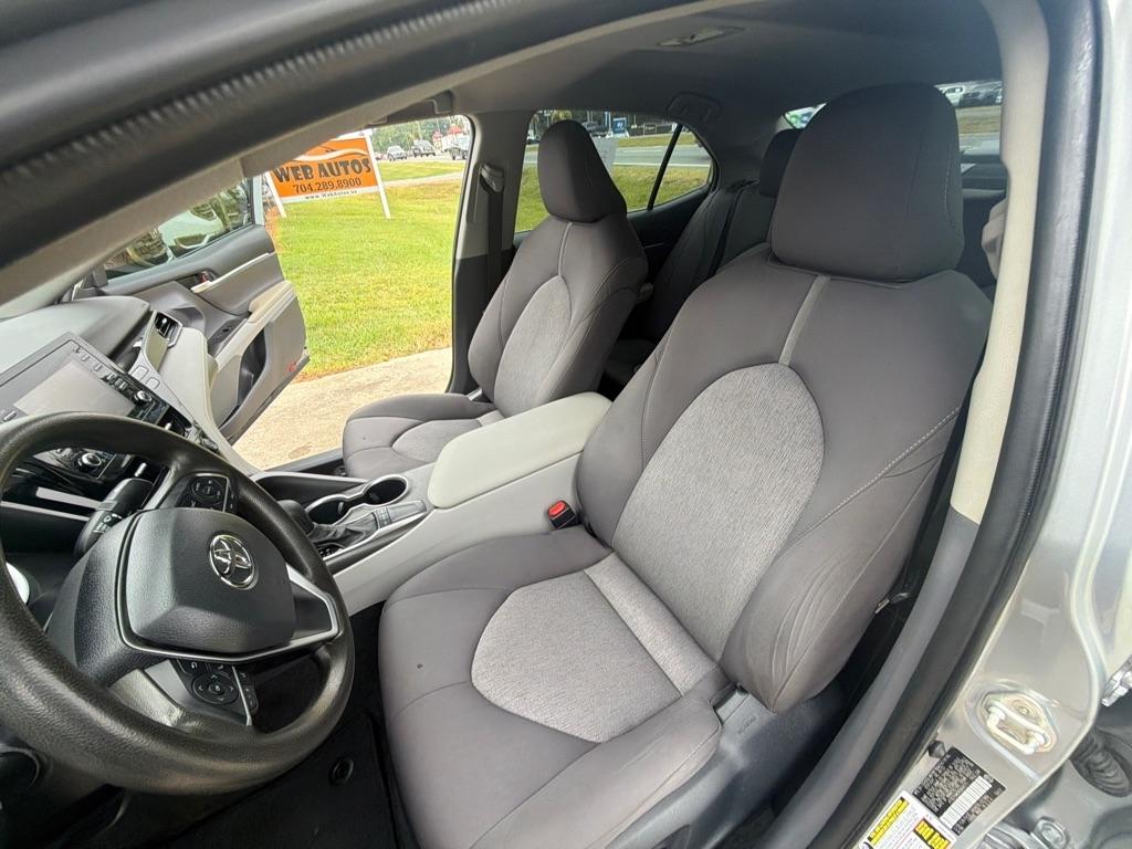 Toyota Camry LE Auto (Natl) 2024