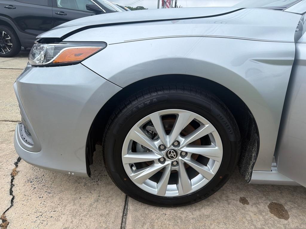Toyota Camry LE Auto (Natl) 2024