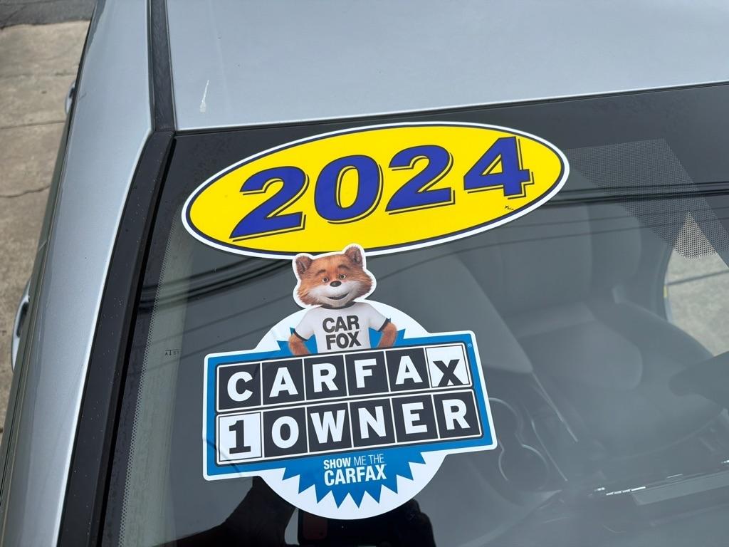 Toyota Camry LE Auto (Natl) 2024
