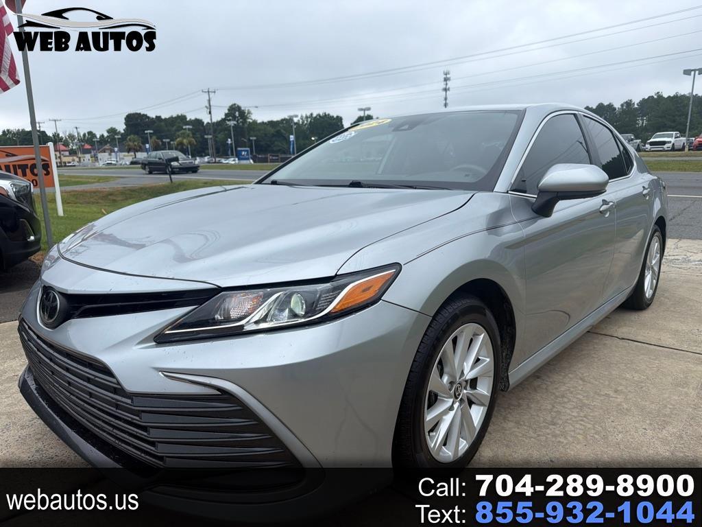Toyota Camry LE Auto (Natl) 2024