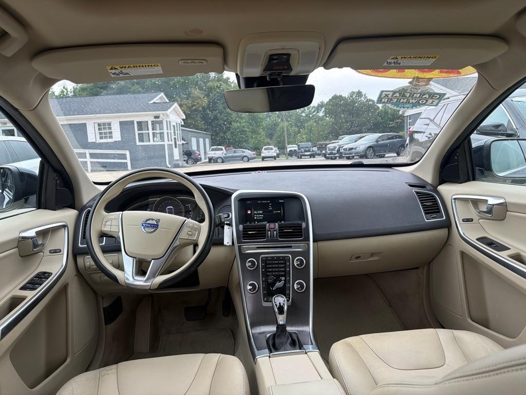 Volvo XC60 FWD 4dr T5 Drive-E Premier 2016