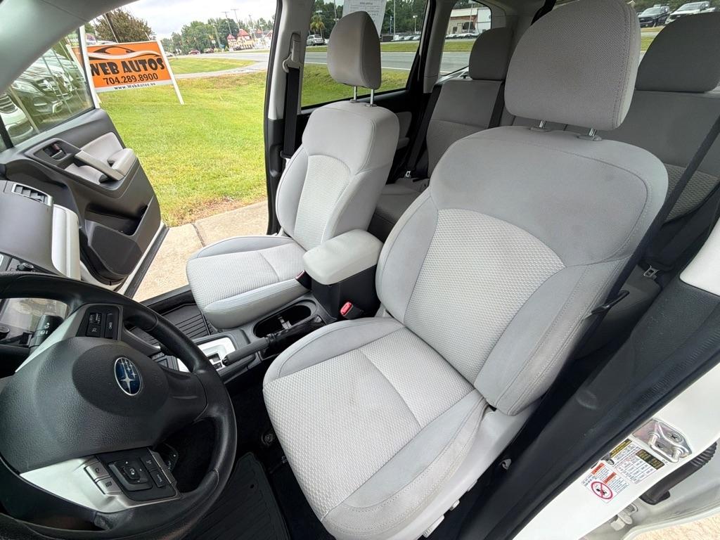 Subaru Forester 4dr CVT 2.5i Premium PZEV 2016