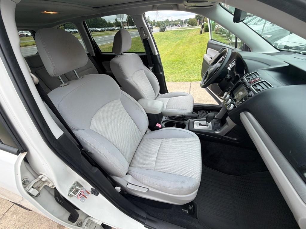 Subaru Forester 4dr CVT 2.5i Premium PZEV 2016