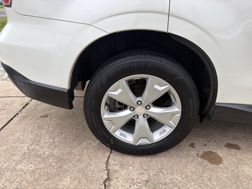 Subaru Forester 4dr CVT 2.5i Premium PZEV 2016