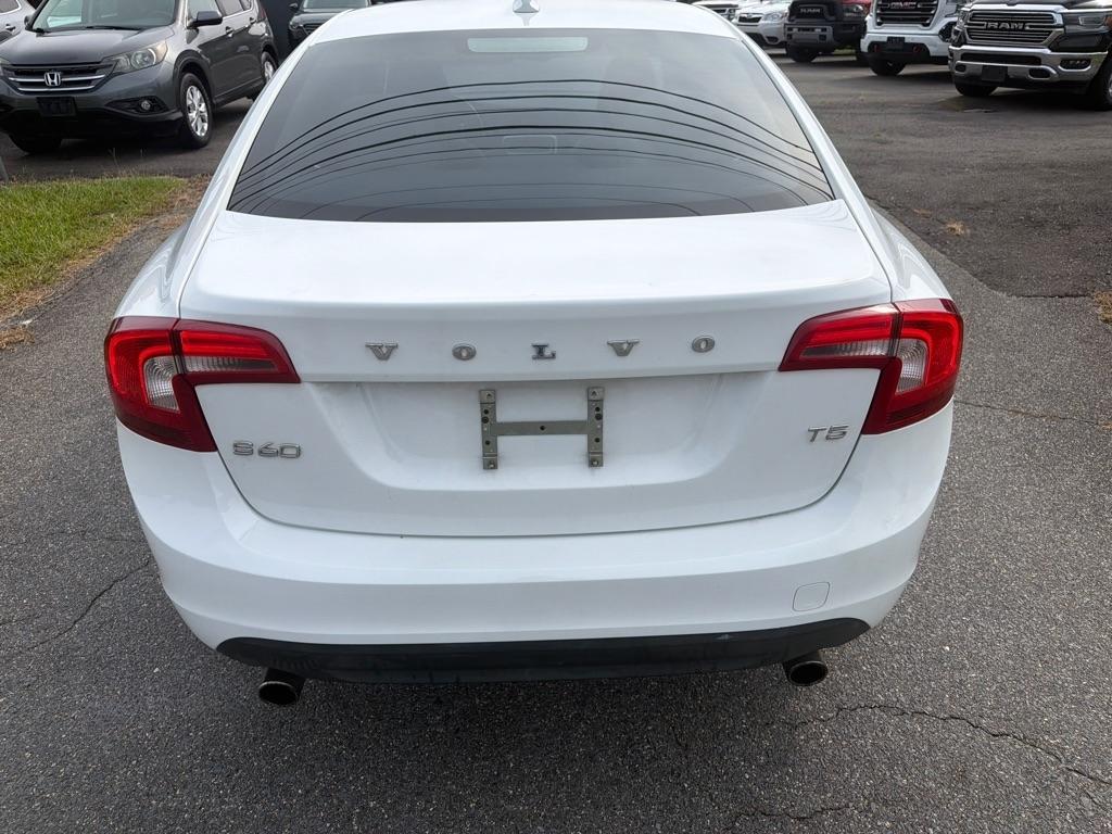 Volvo S60 4dr Sdn T5 FWD 2013