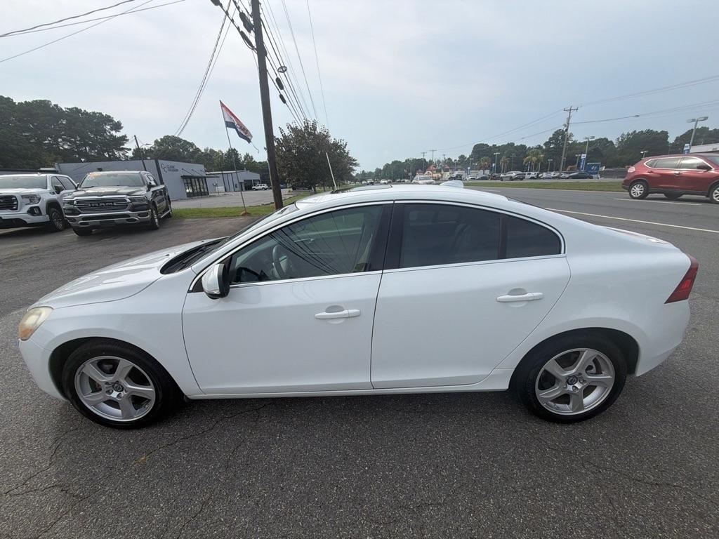 Volvo S60 4dr Sdn T5 FWD 2013