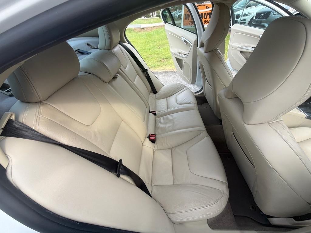 Volvo S60 4dr Sdn T5 FWD 2013