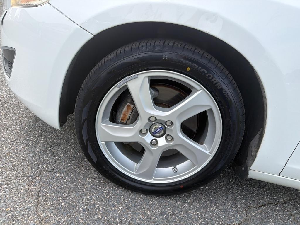 Volvo S60 4dr Sdn T5 FWD 2013