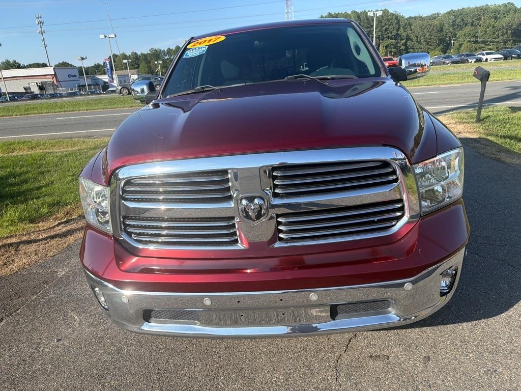 RAM 1500 Big Horn 4x4 Crew Cab 5'7" Box 2017