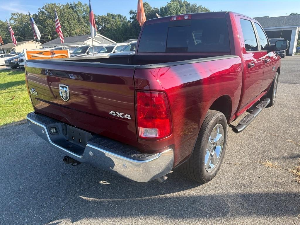 RAM 1500 Big Horn 4x4 Crew Cab 5'7" Box 2017