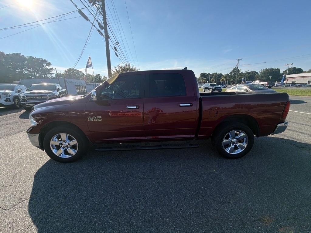 RAM 1500 Big Horn 4x4 Crew Cab 5'7" Box 2017