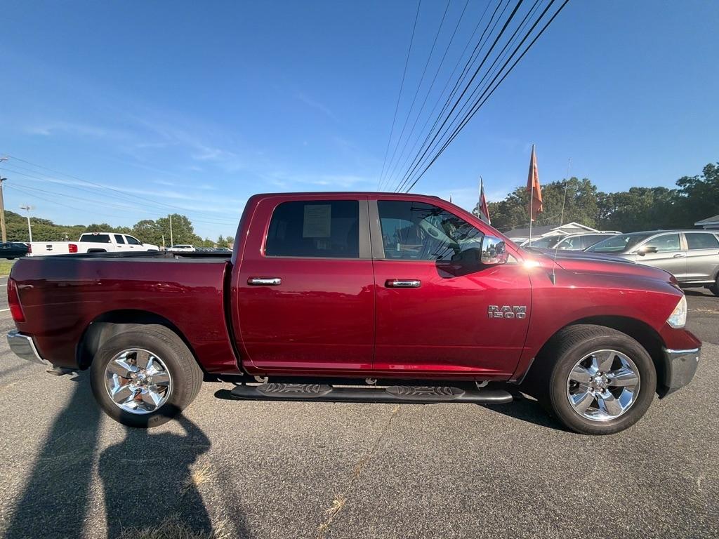 RAM 1500 Big Horn 4x4 Crew Cab 5'7" Box 2017