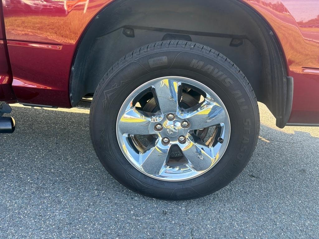 RAM 1500 Big Horn 4x4 Crew Cab 5'7" Box 2017