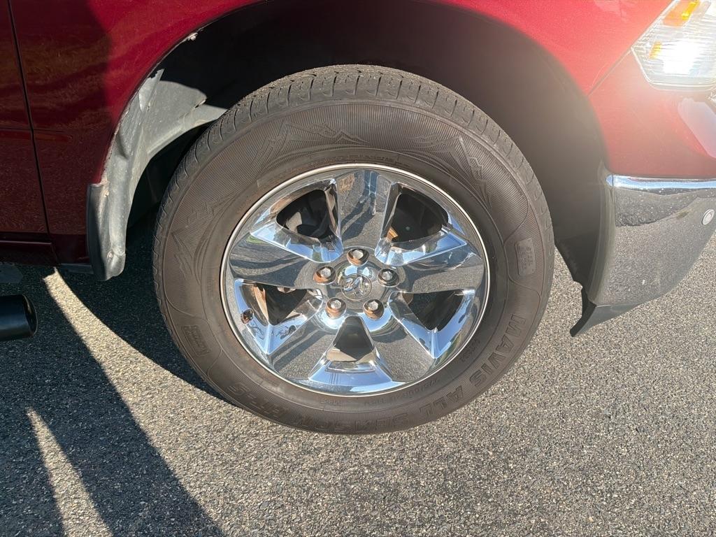 RAM 1500 Big Horn 4x4 Crew Cab 5'7" Box 2017
