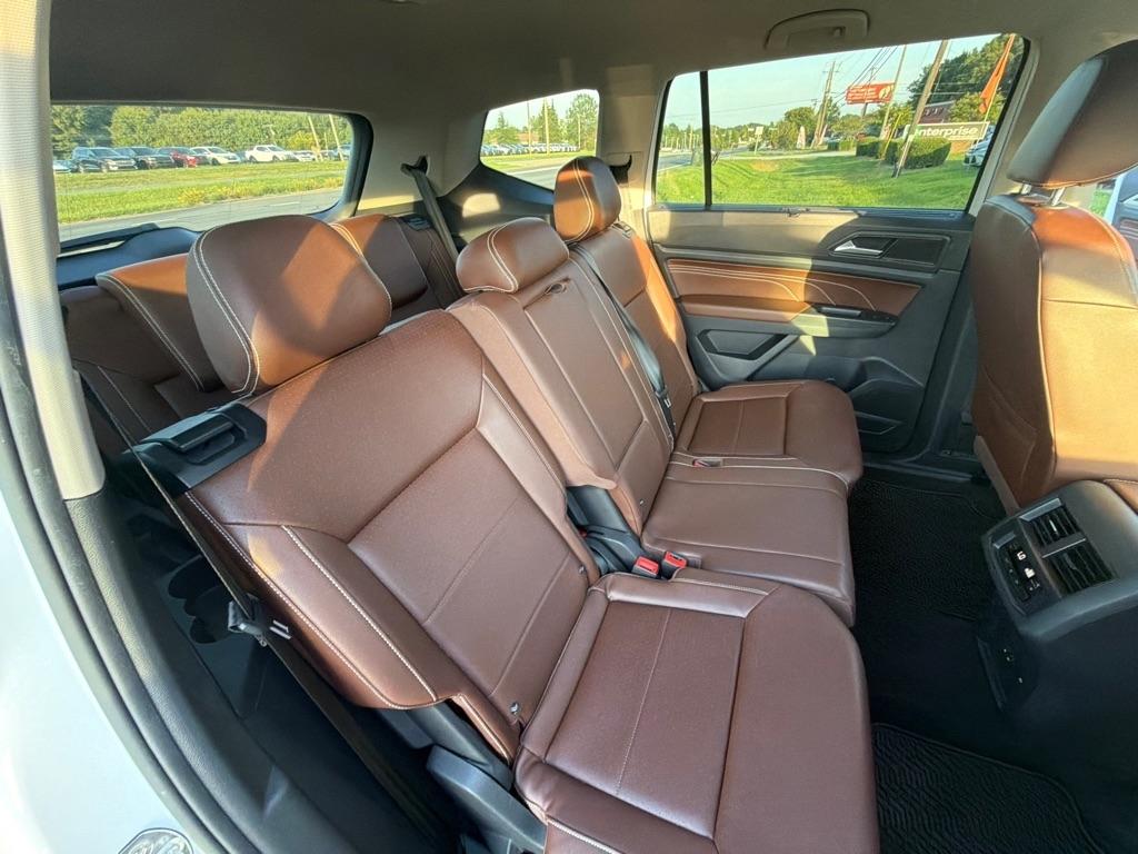 Volkswagen Atlas 2021.5 3.6L V6 SE w/Technology FWD 2021