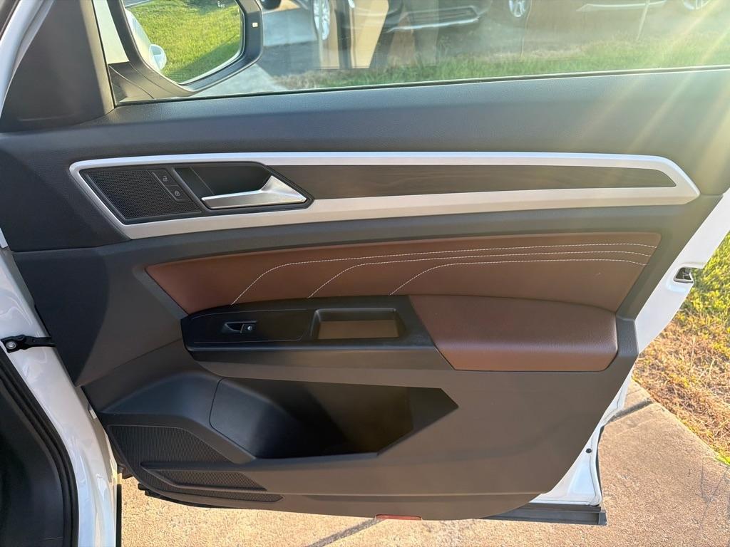 Volkswagen Atlas 2021.5 3.6L V6 SE w/Technology FWD 2021