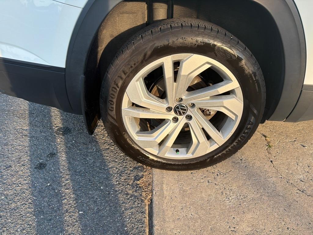Volkswagen Atlas 2021.5 3.6L V6 SE w/Technology FWD 2021