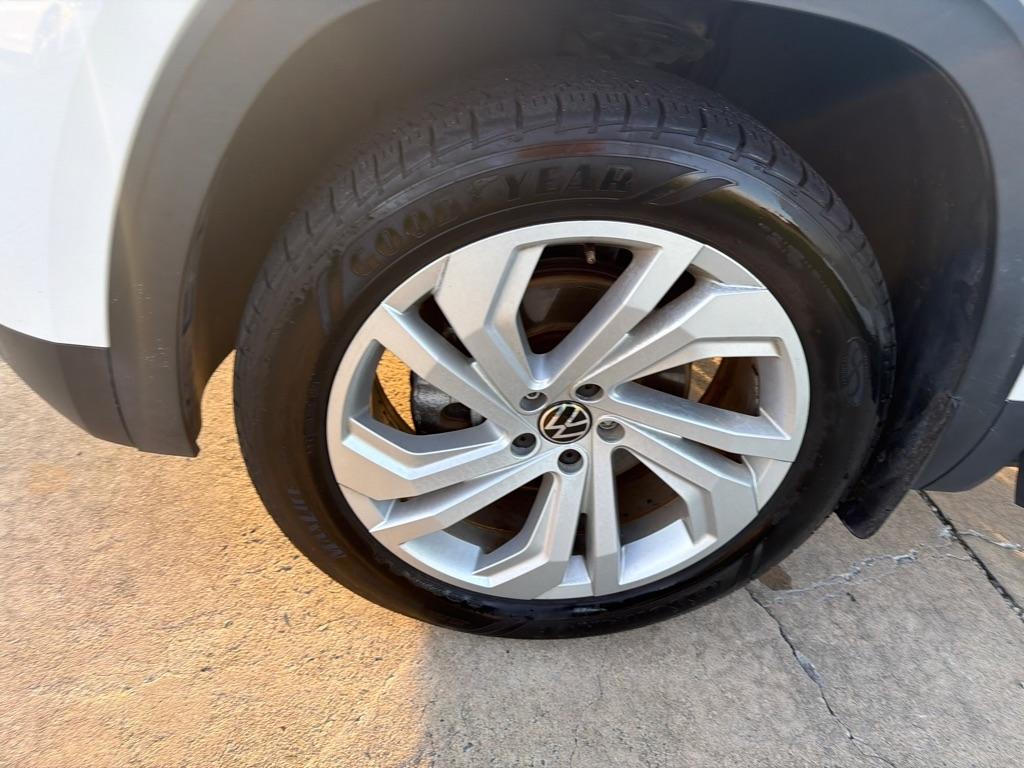 Volkswagen Atlas 2021.5 3.6L V6 SE w/Technology FWD 2021