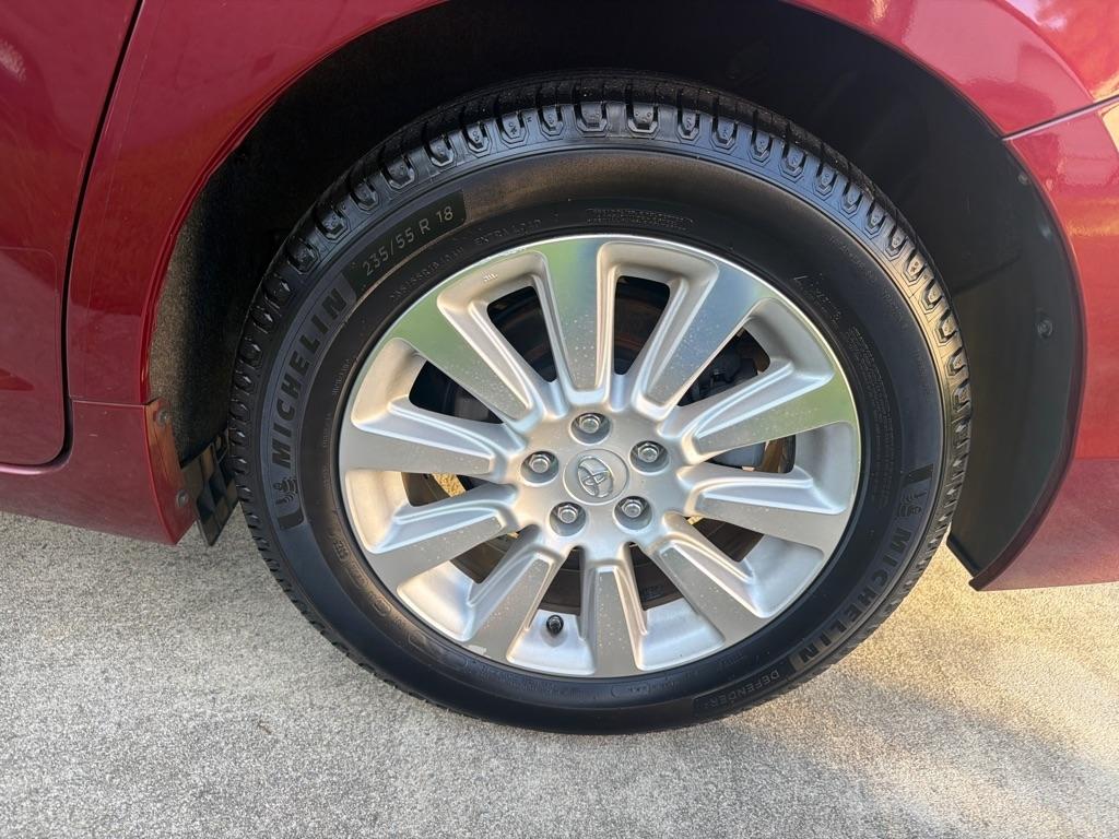 Toyota Sienna 5dr 7-Pass Van V6 XLE AAS FWD (Natl) 2014
