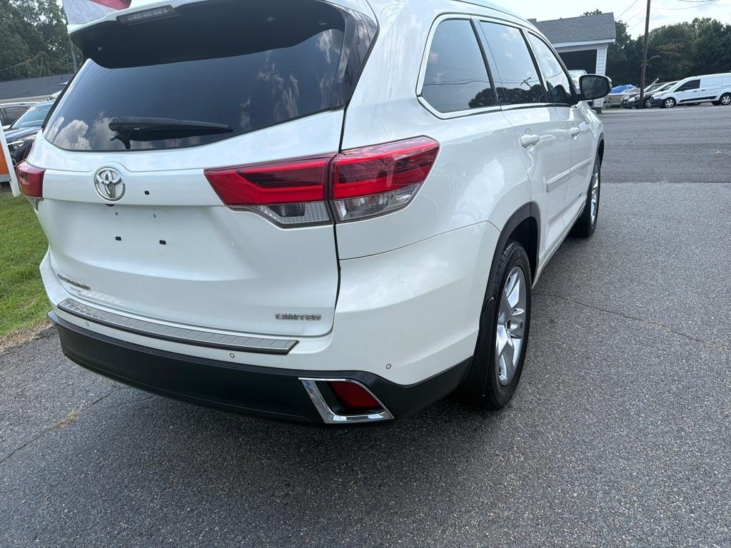 Toyota Highlander Limited V6 FWD (Natl) 2018
