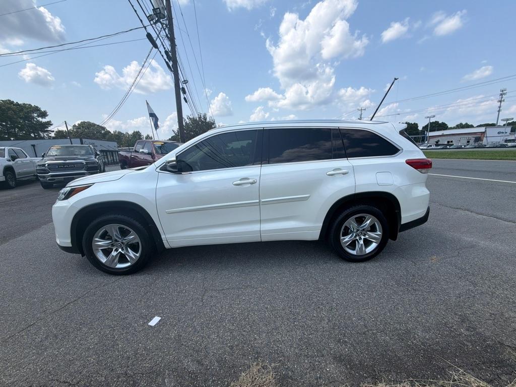 Toyota Highlander Limited V6 FWD (Natl) 2018