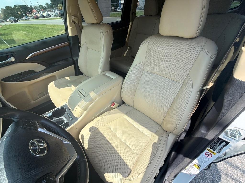 Toyota Highlander Limited V6 FWD (Natl) 2018