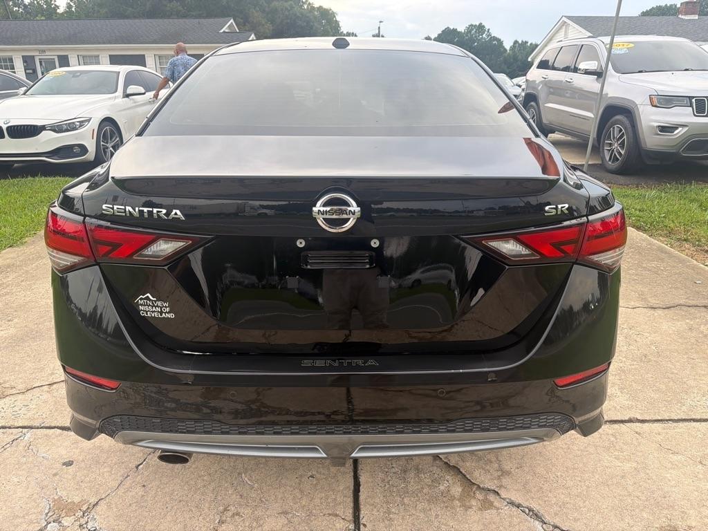 Nissan Sentra SR CVT 2022