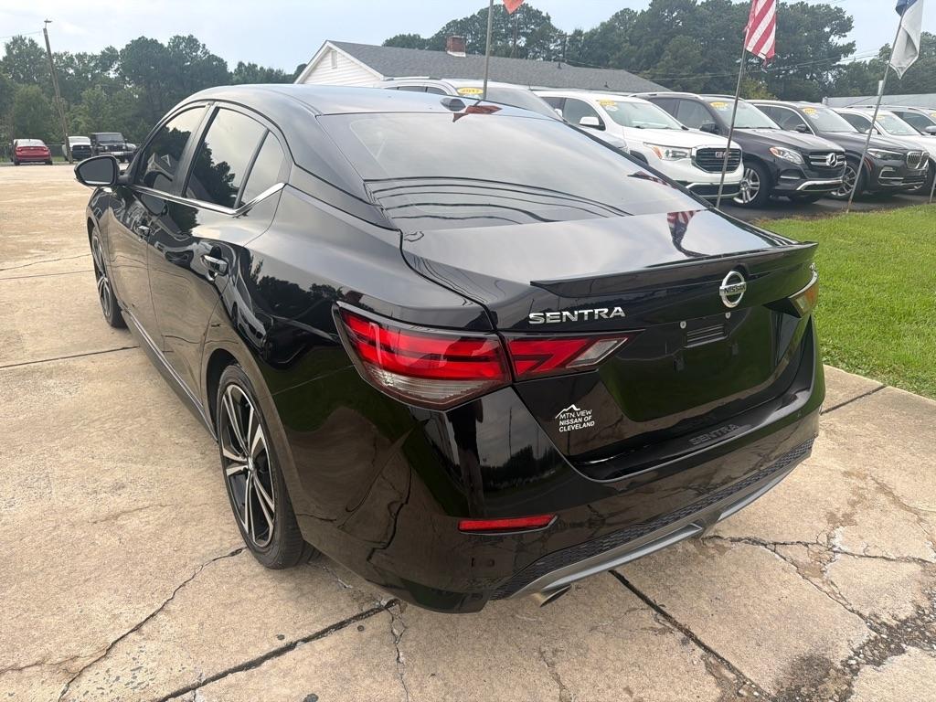 Nissan Sentra SR CVT 2022