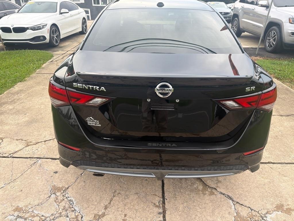 Nissan Sentra SR CVT 2022
