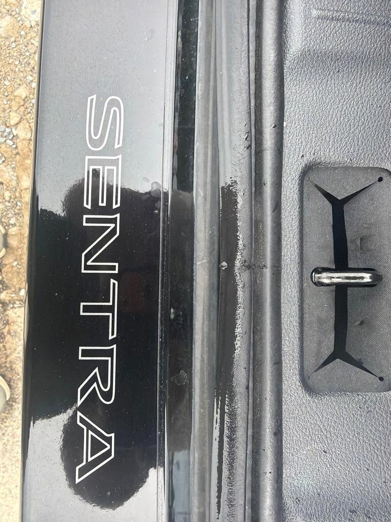 Nissan Sentra SR CVT 2022