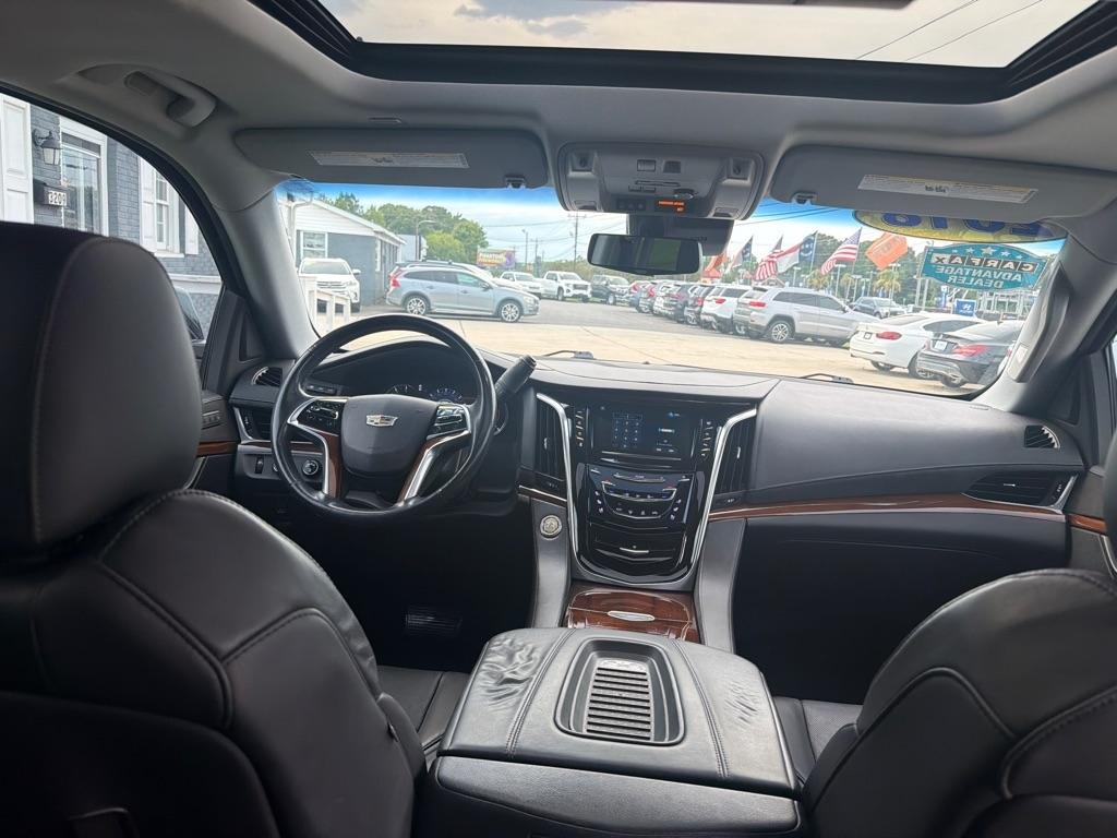 Cadillac Escalade 4WD 4dr Premium Luxury 2018