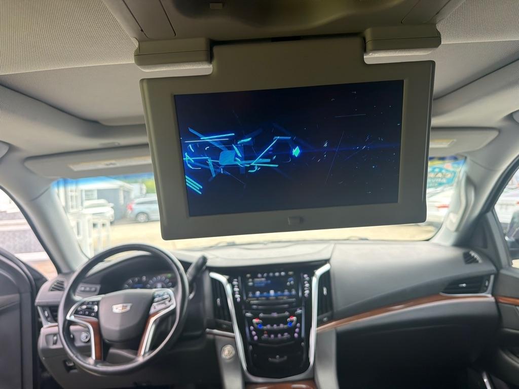 Cadillac Escalade 4WD 4dr Premium Luxury 2018