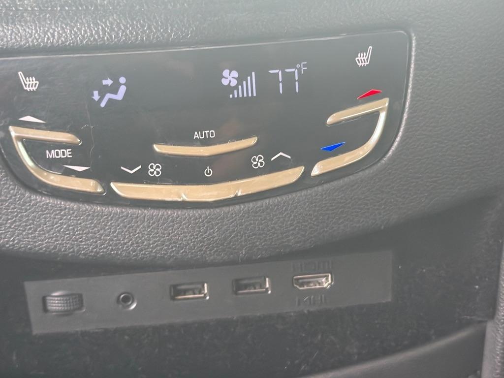 Cadillac Escalade 4WD 4dr Premium Luxury 2018
