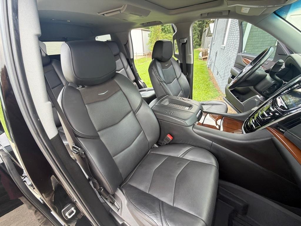 Cadillac Escalade 4WD 4dr Premium Luxury 2018
