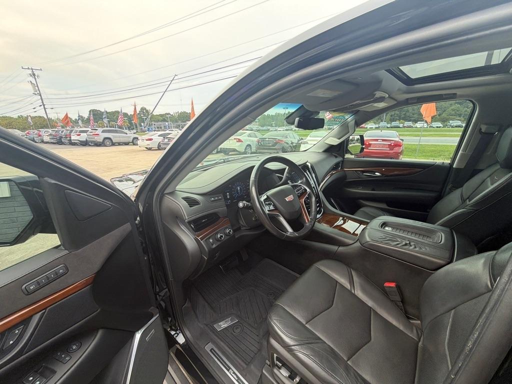 Cadillac Escalade 4WD 4dr Premium Luxury 2018
