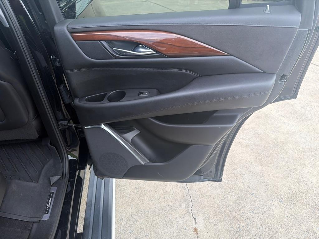 Cadillac Escalade 4WD 4dr Premium Luxury 2018