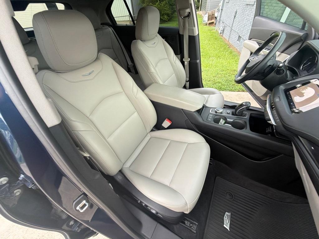Cadillac XT4 FWD 4dr Luxury 2019