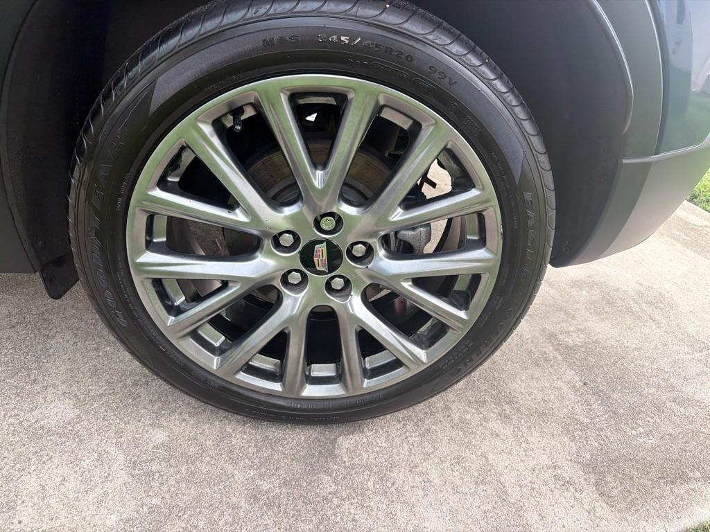 Cadillac XT4 FWD 4dr Luxury 2019