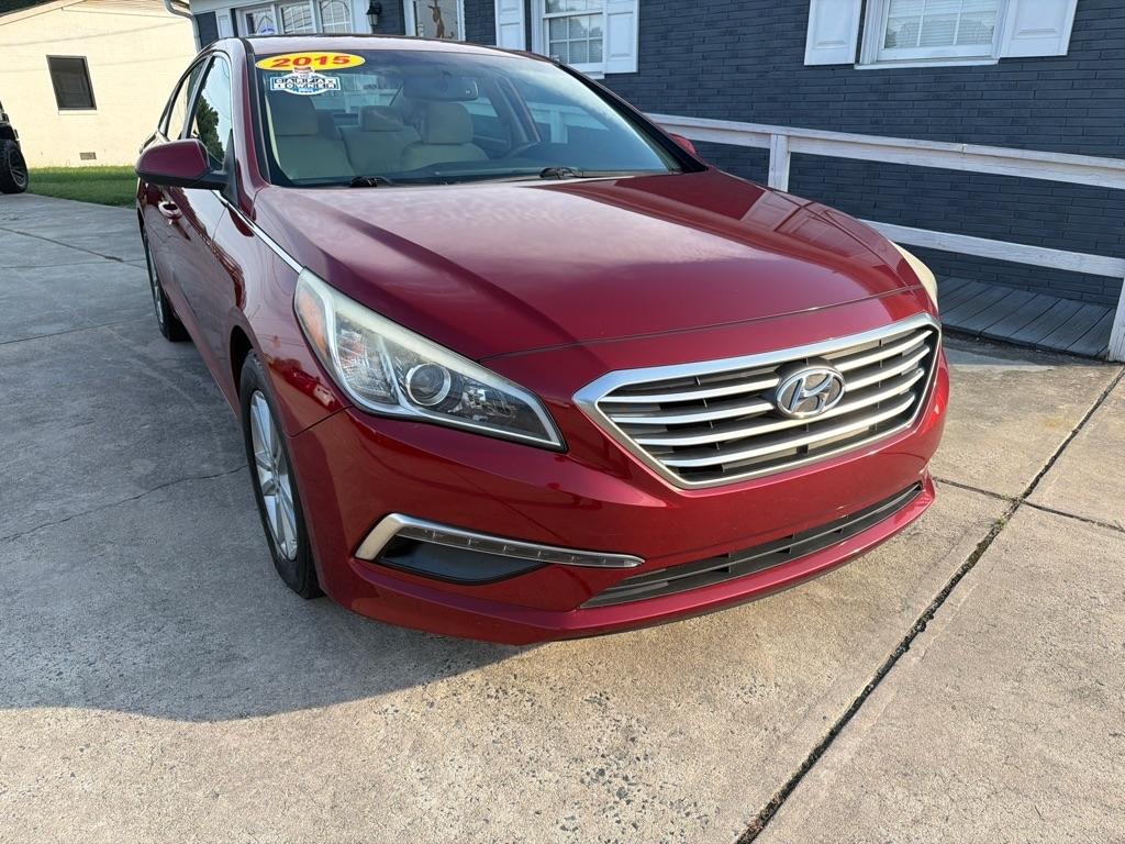 Hyundai Sonata 4dr Sdn 2.4L SE 2015