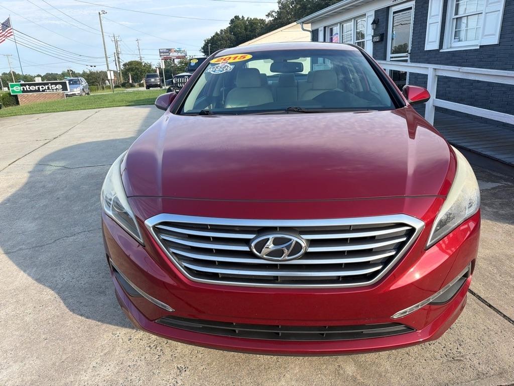 Hyundai Sonata 4dr Sdn 2.4L SE 2015