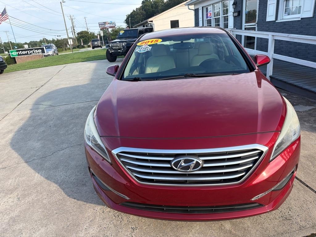 Hyundai Sonata 4dr Sdn 2.4L SE 2015
