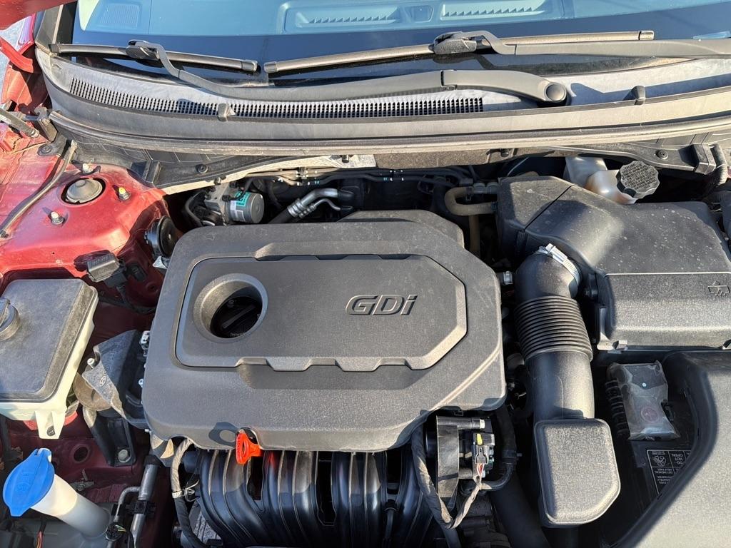 Hyundai Sonata 4dr Sdn 2.4L SE 2015